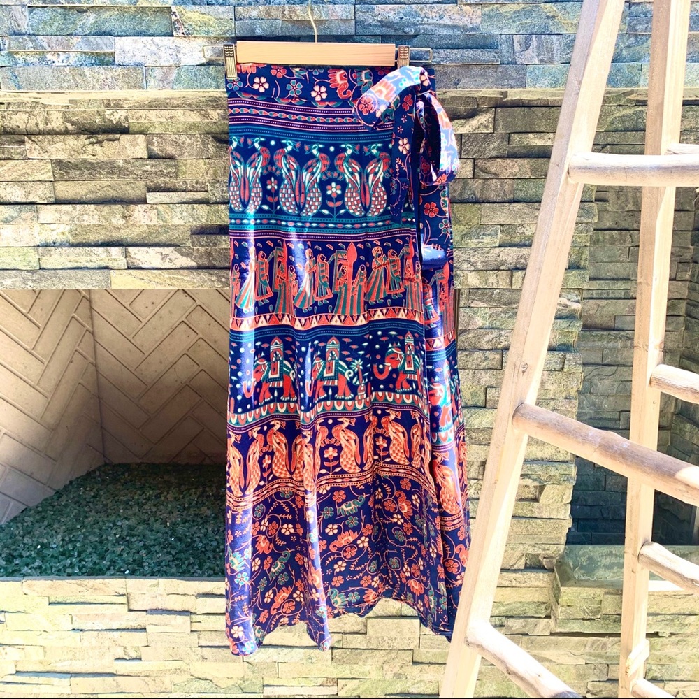 ✨VINTAGE BOHO INDIA GYPSY MANDALA LONG … - Picture 1 of 9